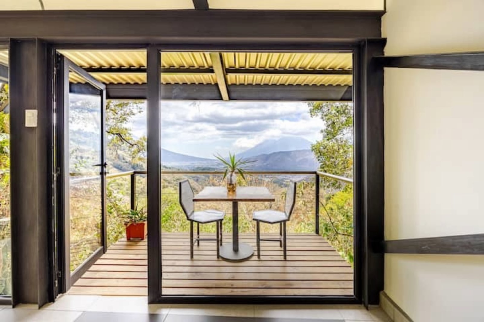 Apto Contentita — Spacious Modern Apartment at Finca El Tambor, El Hato - Photo 13