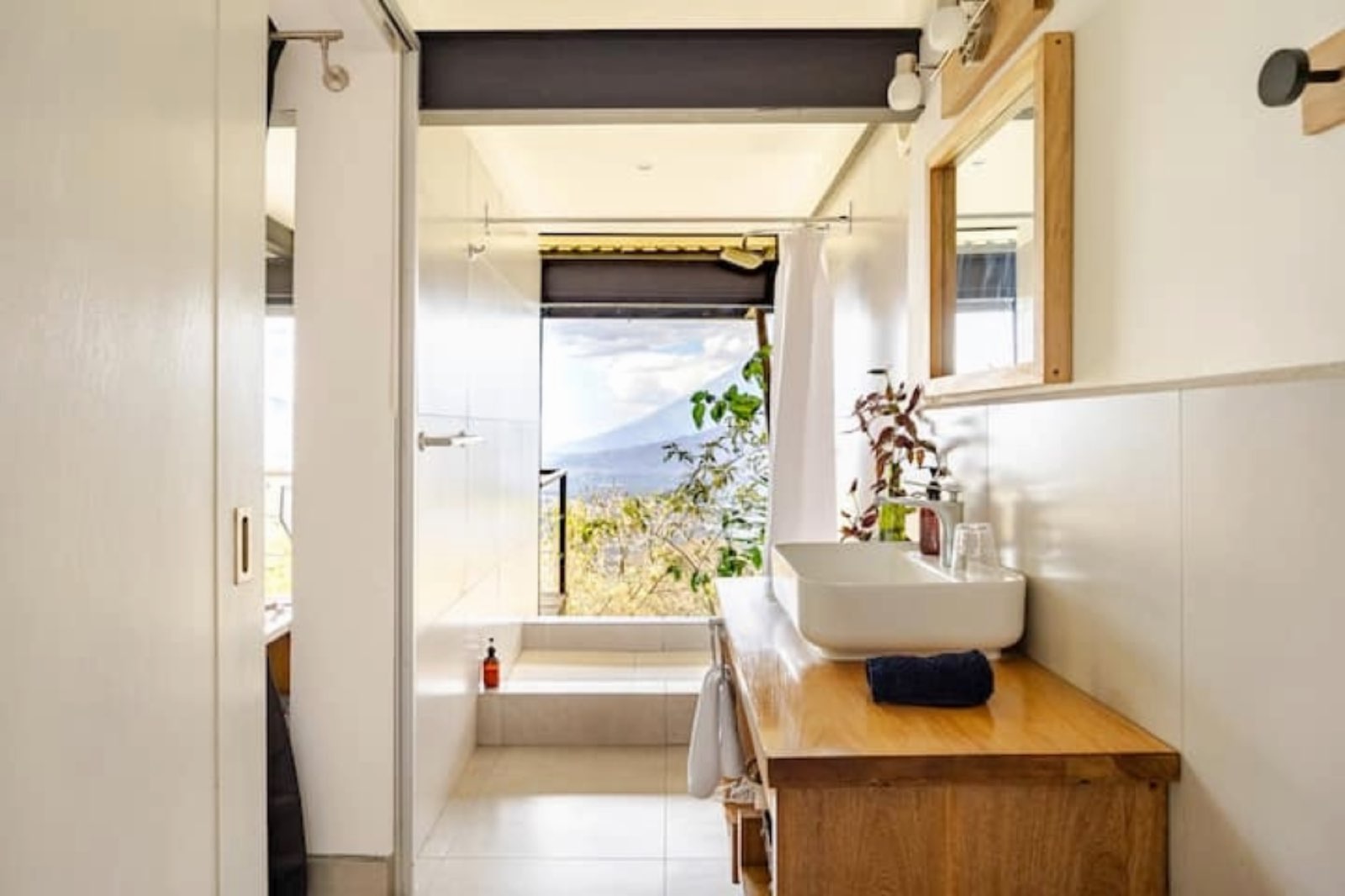 Apto Contentita — Spacious Modern Apartment at Finca El Tambor, El Hato - Photo 18