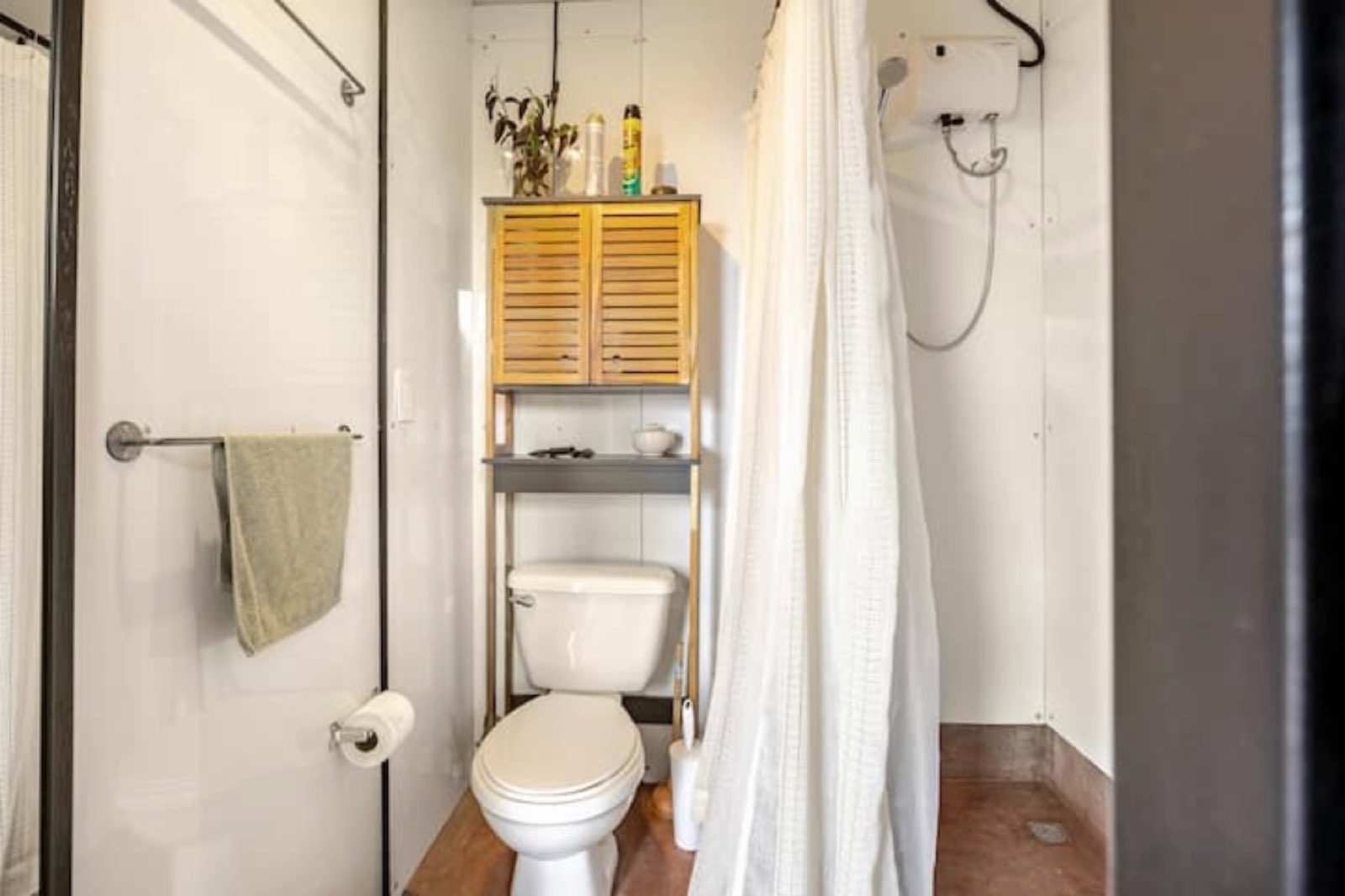 Studio Creativa — Rustic Nature Studio at Finca El Tambor, El Hato - Photo 16